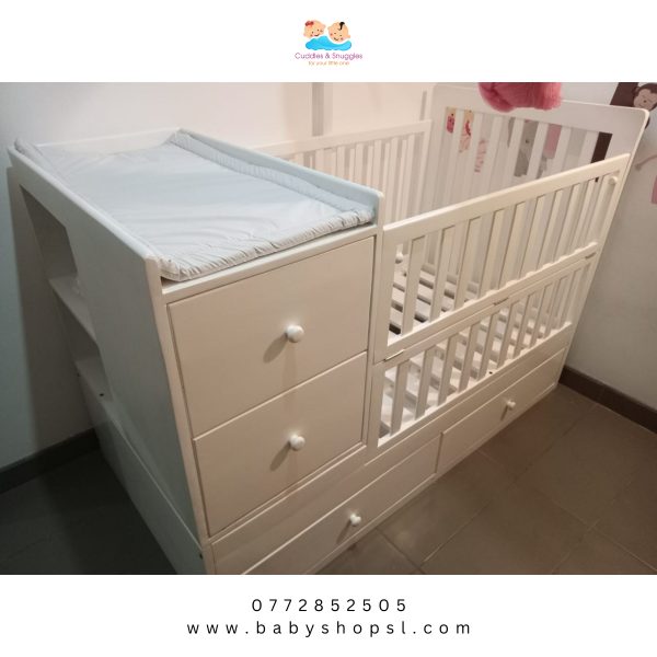 Cuddles & Snuggles Sri Lanka Cot Bed 2 in 1