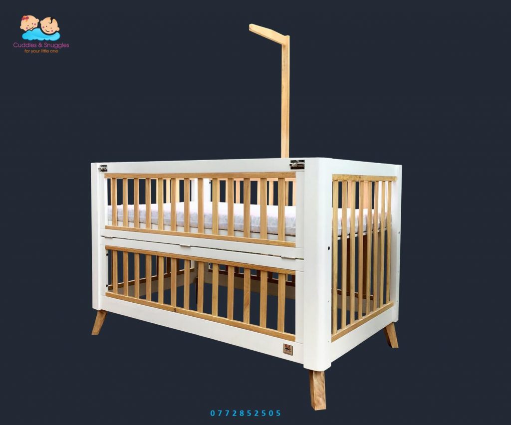 Cuddles & Snuggles Sri Lanka Hudson Cot 52 inches x 30 inches